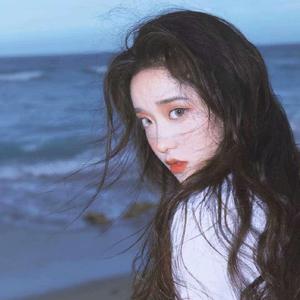 王霞的胸和奶头都凸出来了
