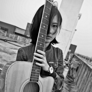 王霞的胸和奶头都凸出来了
